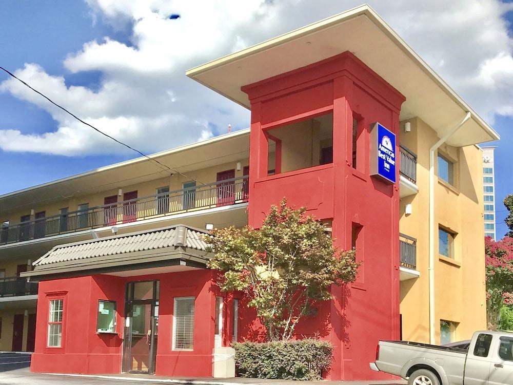 มิดทาวน์ แอตแลนตา Motel ภายนอก รูปภาพ